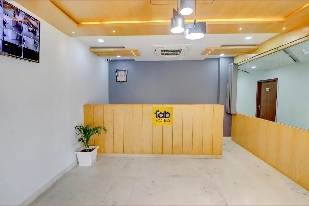 فاراناسي Fabhotel Premium Kashi 3*,  الهند
