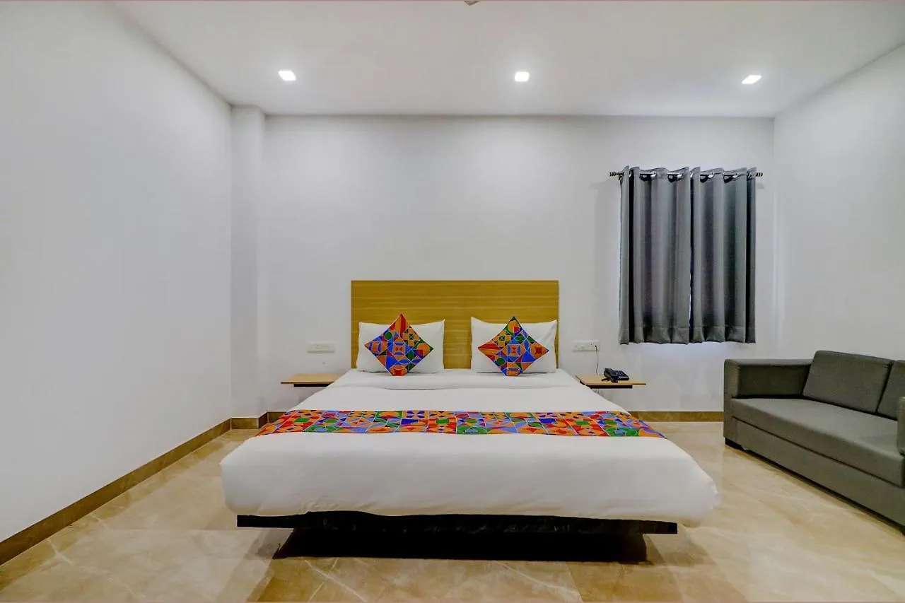 فندق فاراناسي Fabhotel Premium Kashi